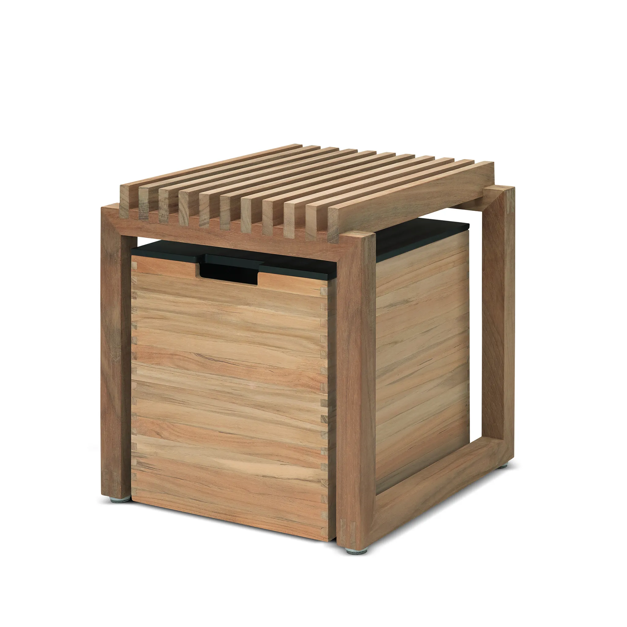 Cutter Stool by Skagerak