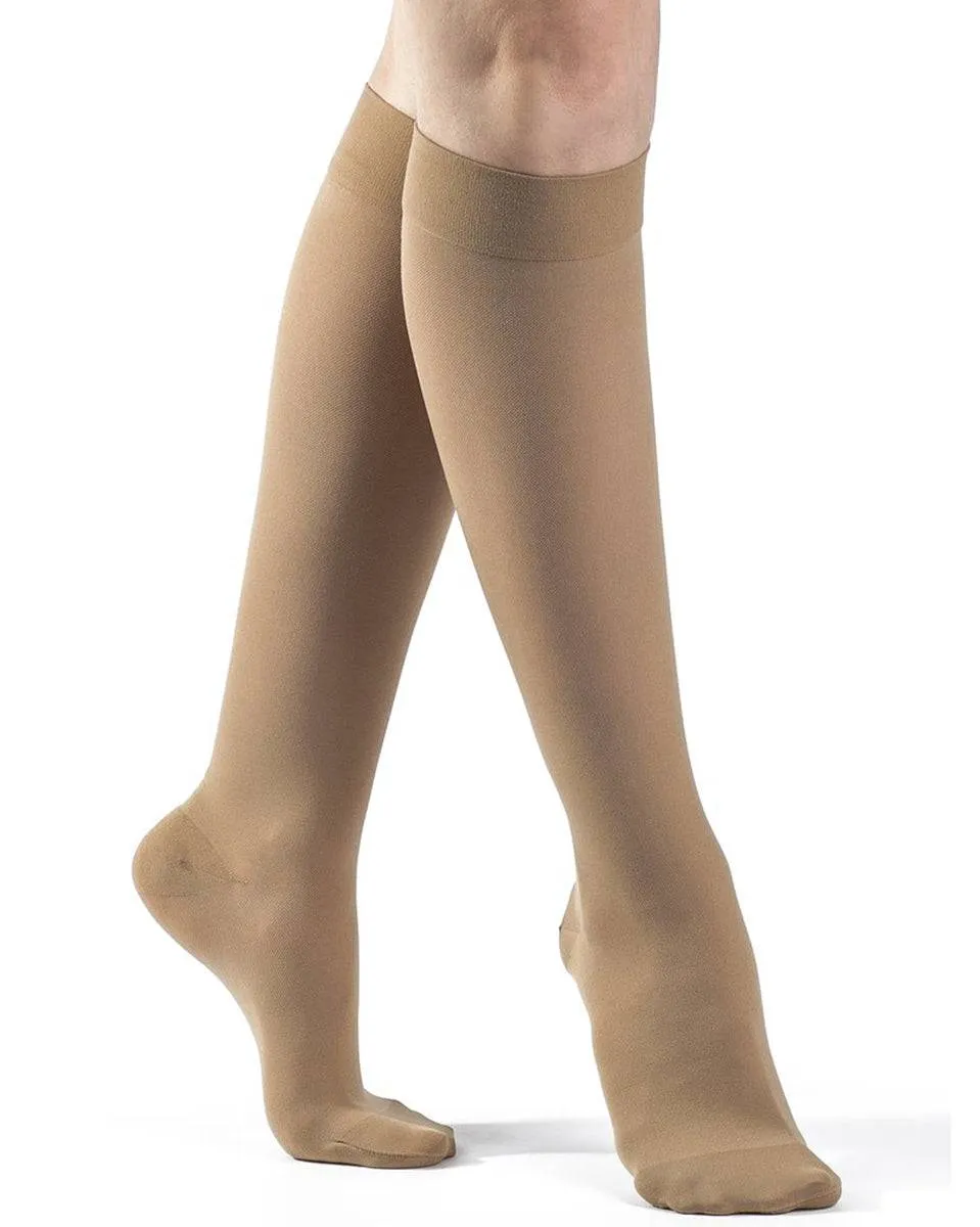 Sigvaris 860 Select Comfort Series Women's PETITE Closed Toe Knee Highs 20-30mmHg - 862C